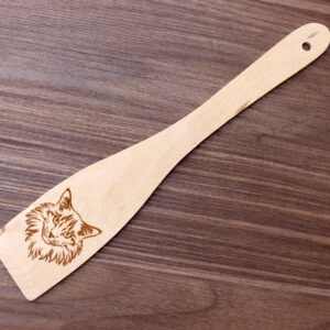Laserem gravírovaná kočičí obracečka